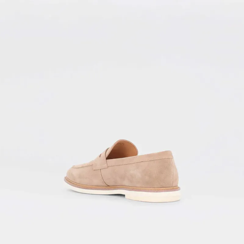 Pepper - sand-beige penny loafer til herre i semsket skinn